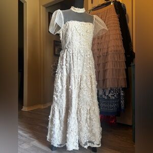 Elegant White Floral Lace Dress